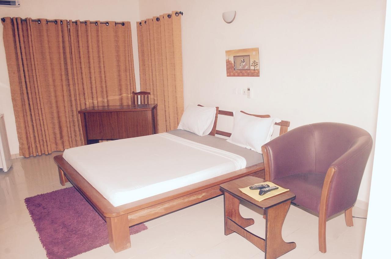 Hotels Residences Easy Cotonou Exterior photo